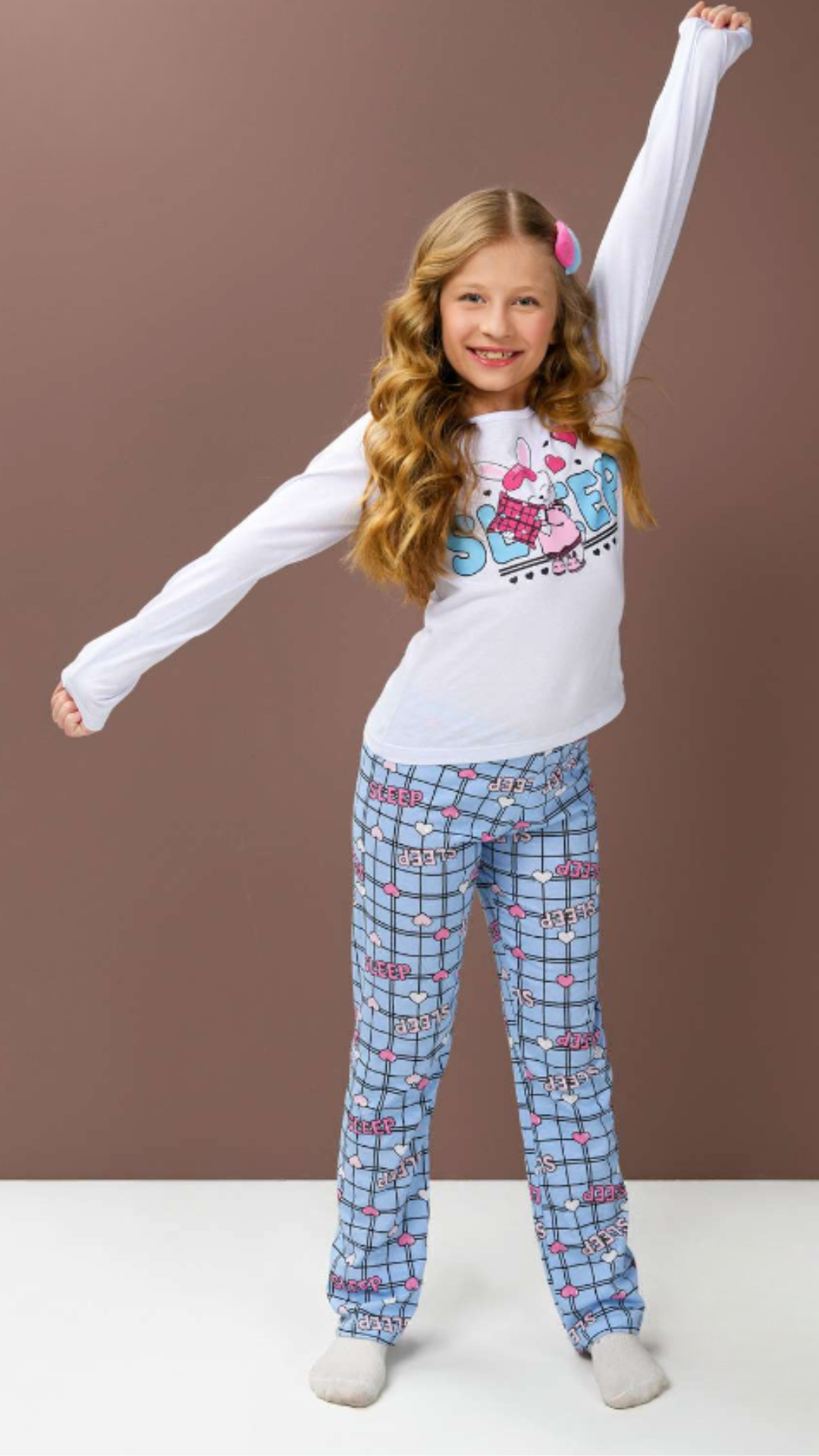 Conjunto de Pijama Feminino manga longa que brilha no escuro! Veste do 10 ao 14